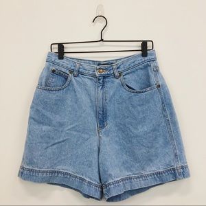 Vintage LizWear Mom Jean Shorts